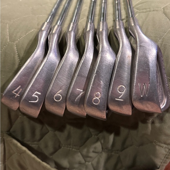 Ping Other - Ping Eye2 Black Set 4-W AMAZING COLLECTOR LEVEL CONDITION